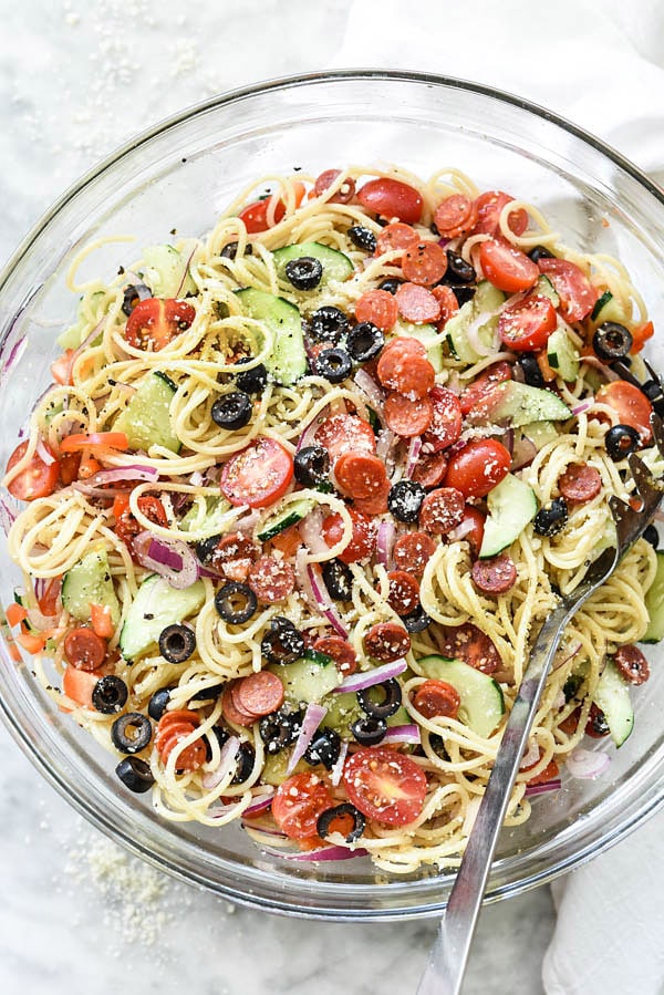 THE BEST Italian Pasta Salad with Pepperoni | foodiecrush.com