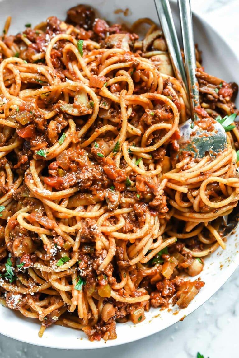 Mom #39 s Homemade Spaghetti Recipe ( Meat Sauce) foodiecrush com