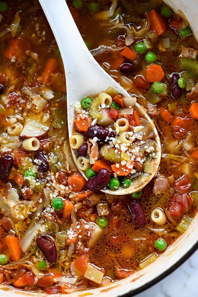 How to Make THE BEST Minestrone Soup | foodiecrush.com