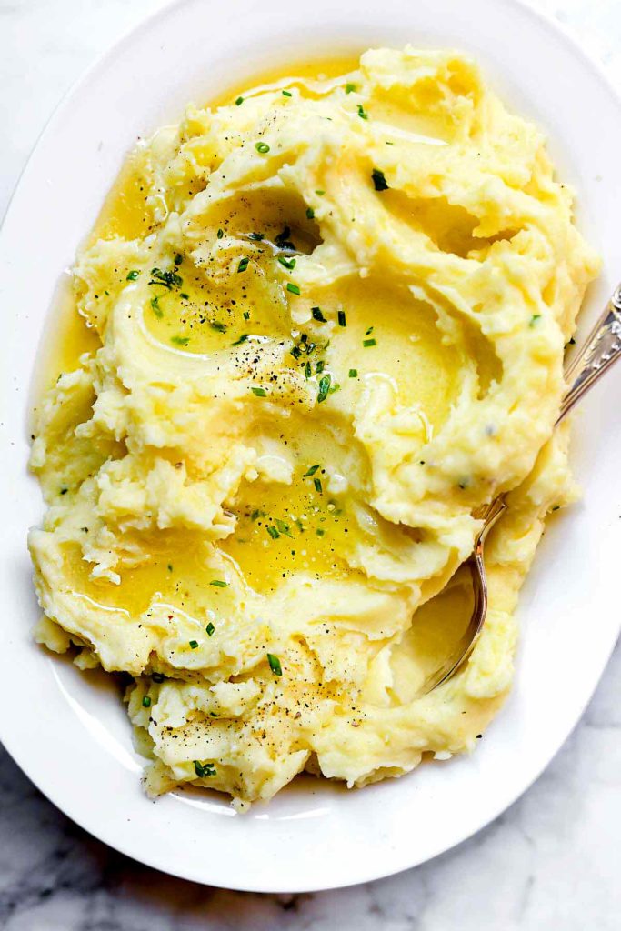 How to Make THE BEST Mashed Potatoes Recipe | foodiecrush .com