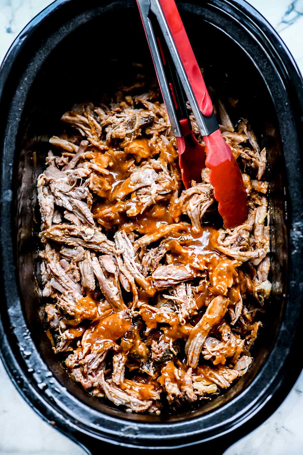 Easy Slow Cooker Pulled Pork Recipe Foodiecrush Com