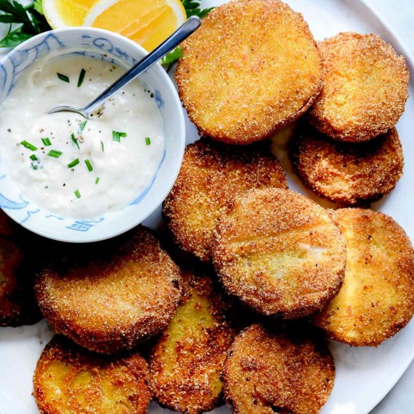 How to Make THE BEST Fried Green Tomatoes | foodiecrush .com